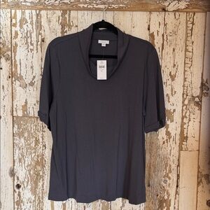 J. Jill Charcoal Short Sleeve Top
